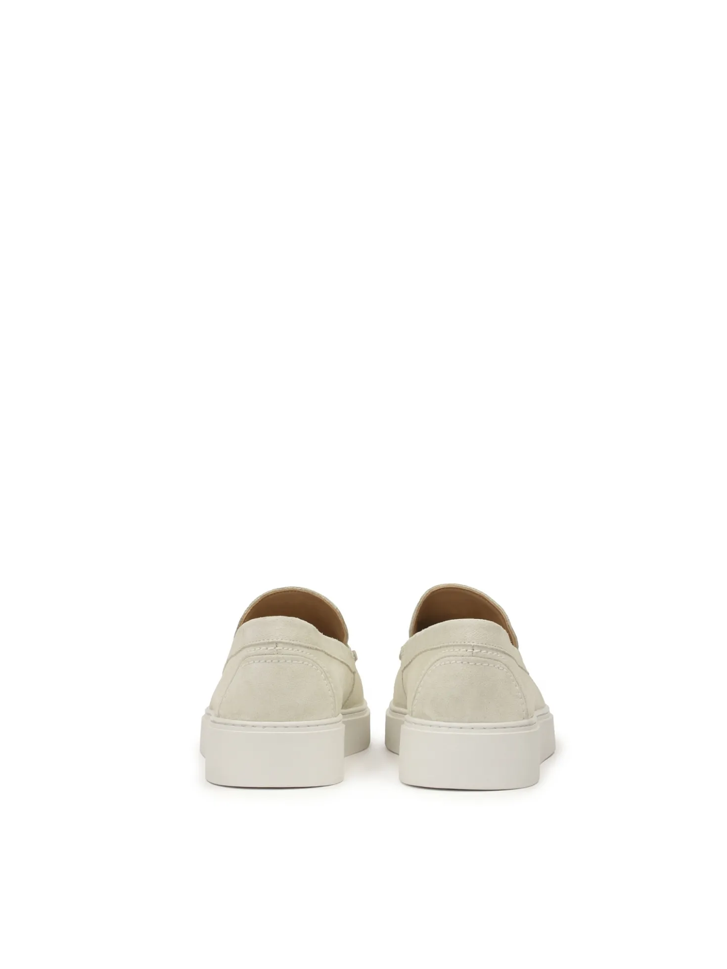Beżowe loafersy z zamszu na podeszwie typu sneakers