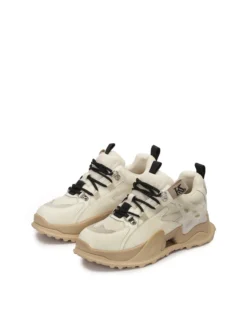 Beżowe sneakersy z łączonych materiałów
