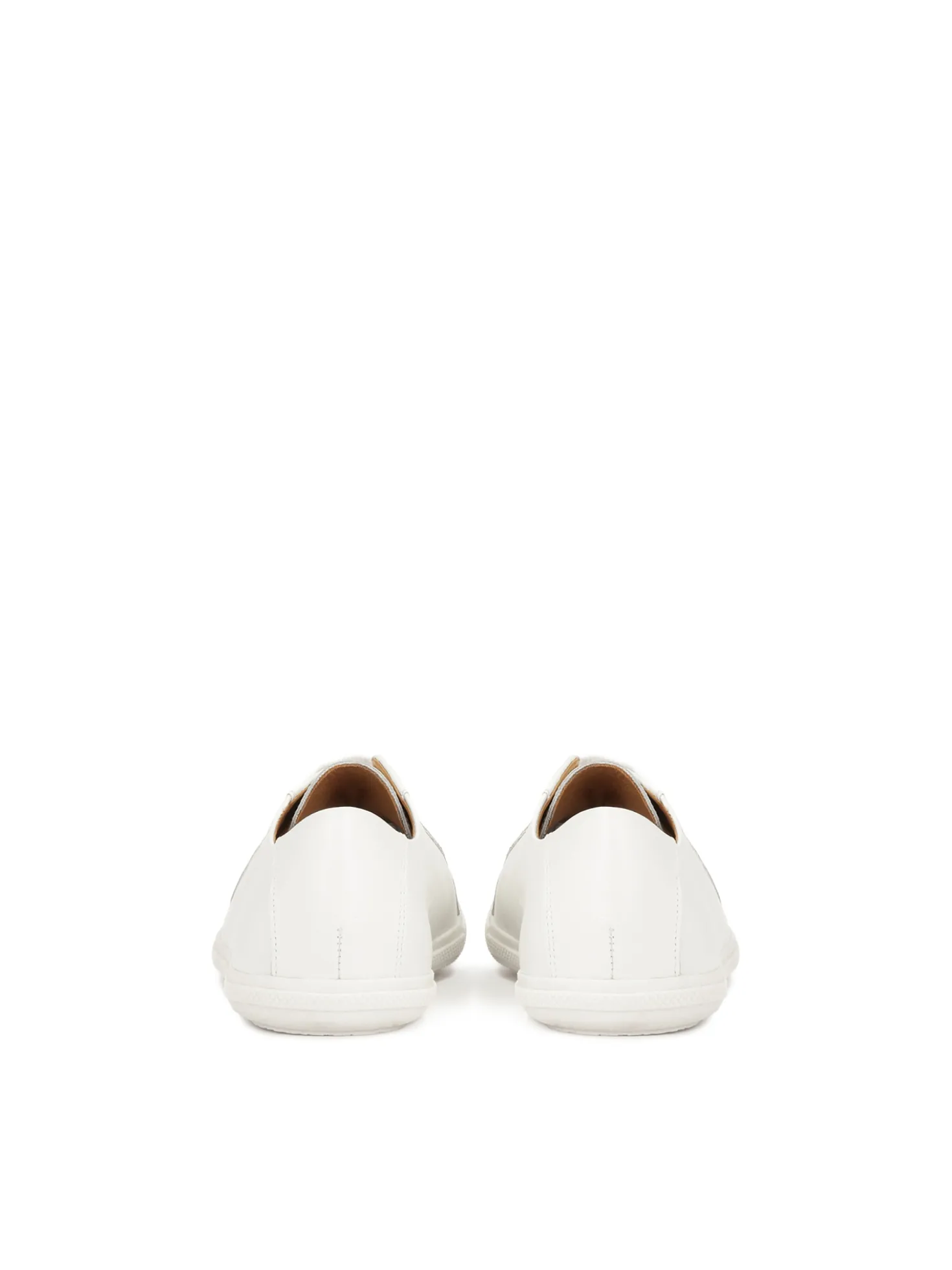 Białe sneakersy damskie