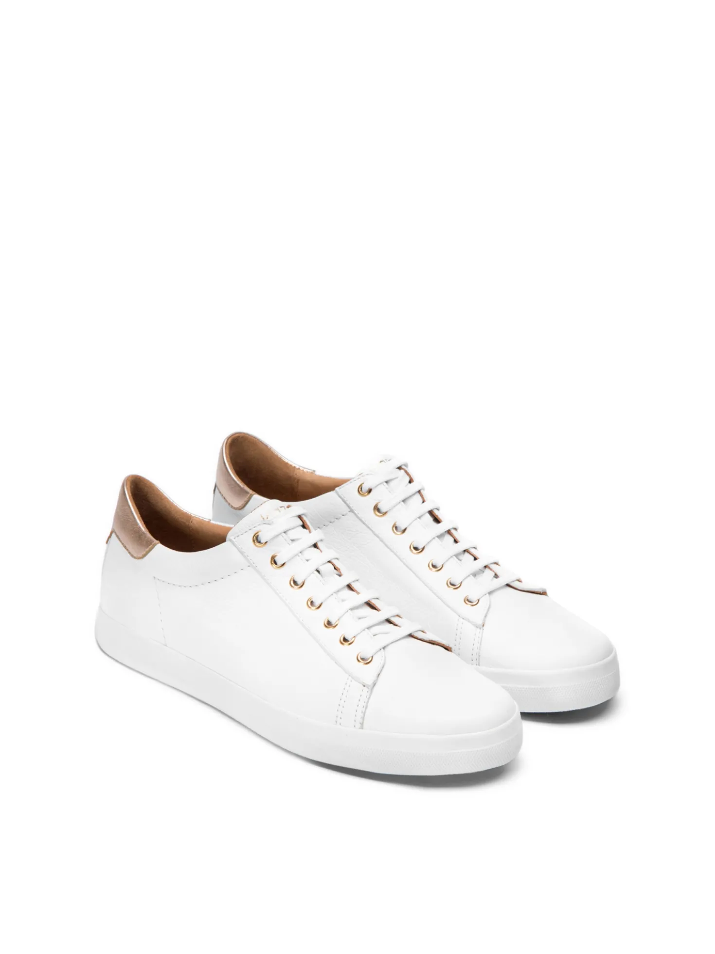 Białe sneakersy damskie