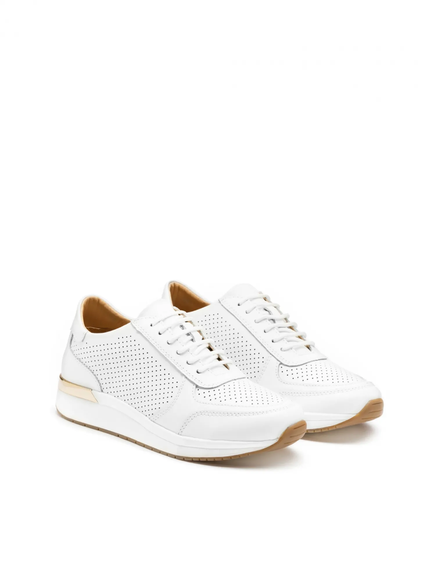 Białe sneakersy damskie