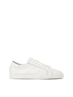 Białe sneakersy z gładką cholewką