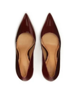 Bordowe czółenka z lakierowanej skóry