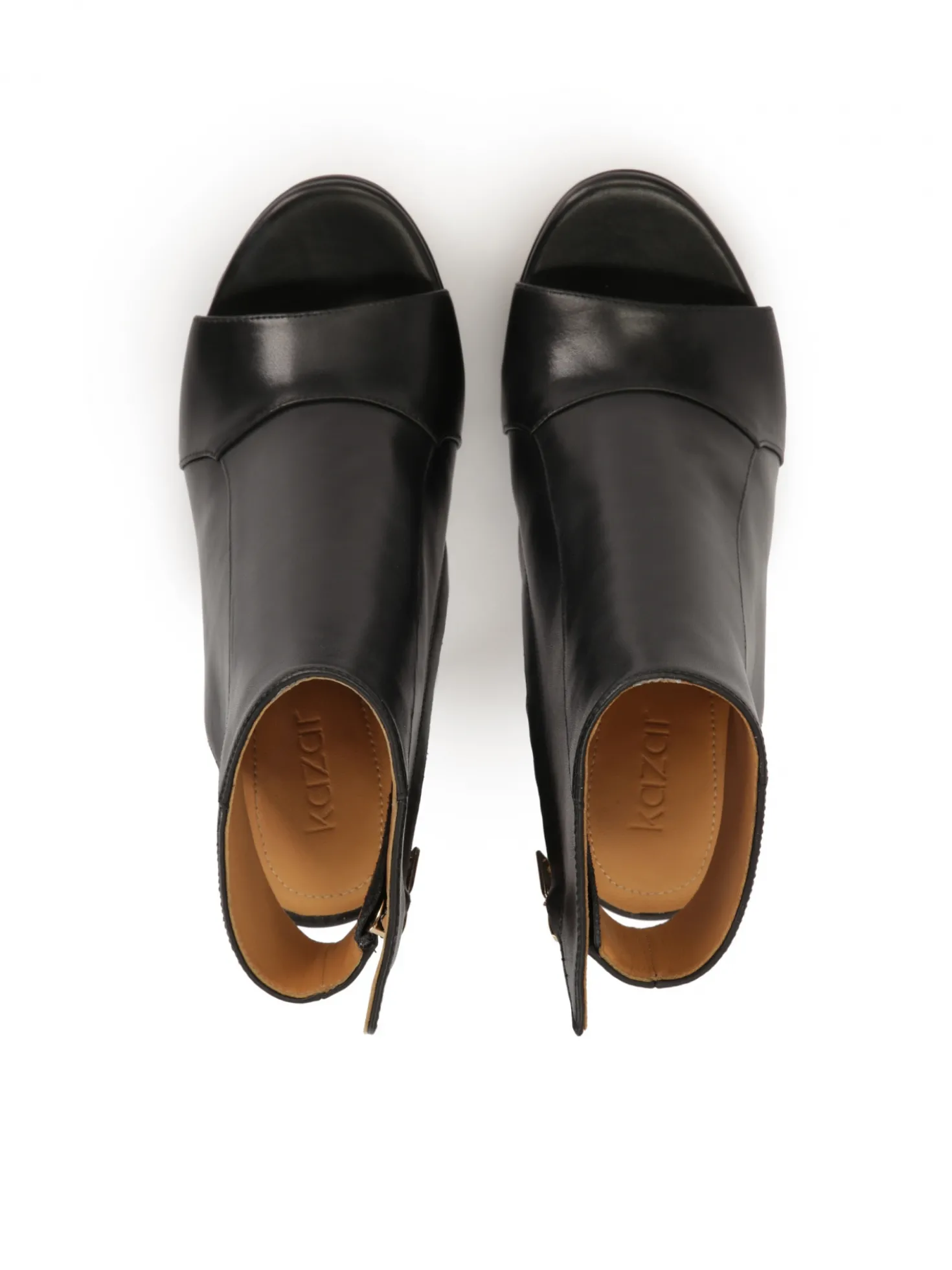 Botki peep toe z platformą