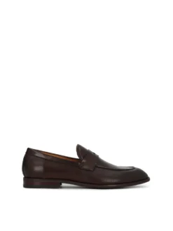 Brązowe loafersy ze zdobioną cholewką