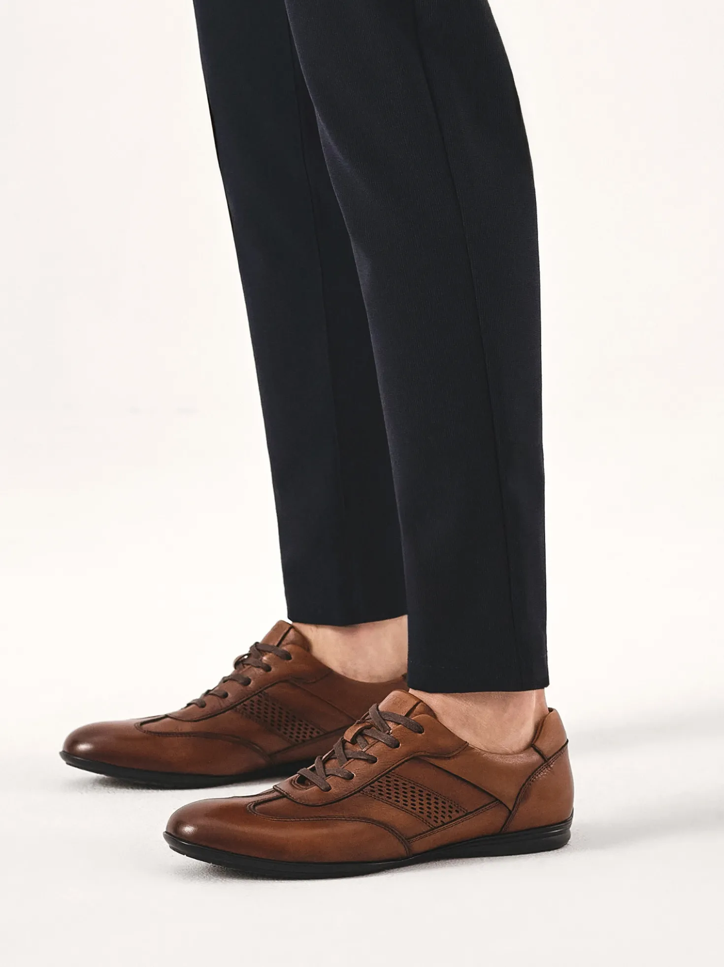 Brązowe półbuty w stylu smart casual