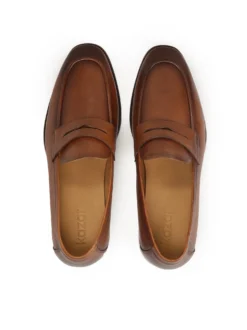 Brązowe skórzane loafersy