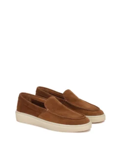 Brązowe zamszowe loafersy na podeszwie typu sneakers