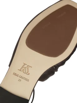 Ciemnobrązowe baleriny z efektownie marszczoną cholewką