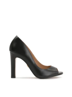 Czarne czółenka peep toe