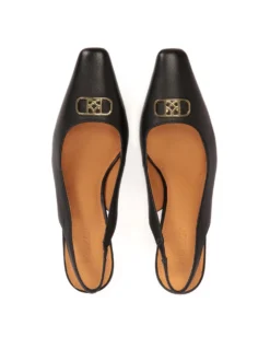 Czarne czółenka slingback z wąskim kwadratowym noskiem