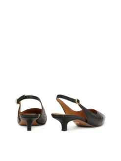 Czarne czółenka z tłoczonej skóry slingback