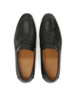 Czarne loafersy ze skóry groszkowej