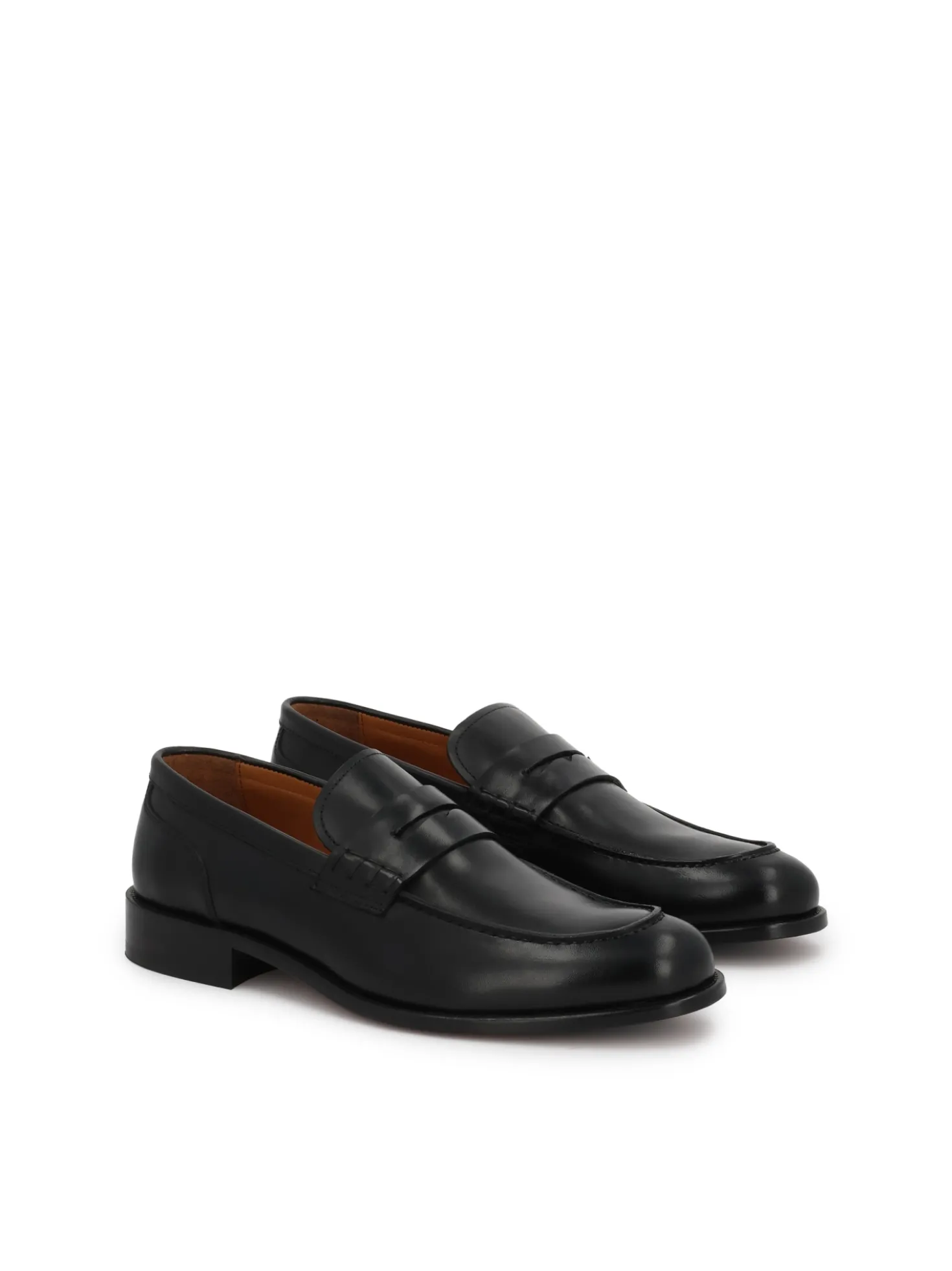 Czarne loafersy z kolekcji Limited Edition