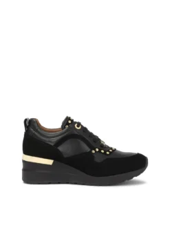 Czarne sneakersy na podwyższonej podeszwie