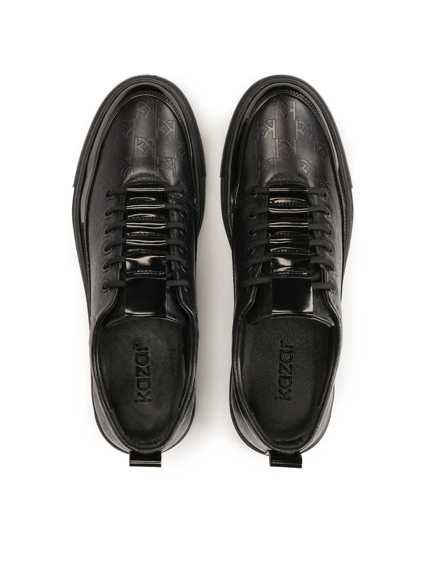 Czarne sneakersy z tłoczonym wzorem