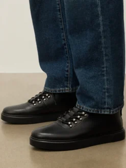 Czarne sznurowane sneakersy męskie