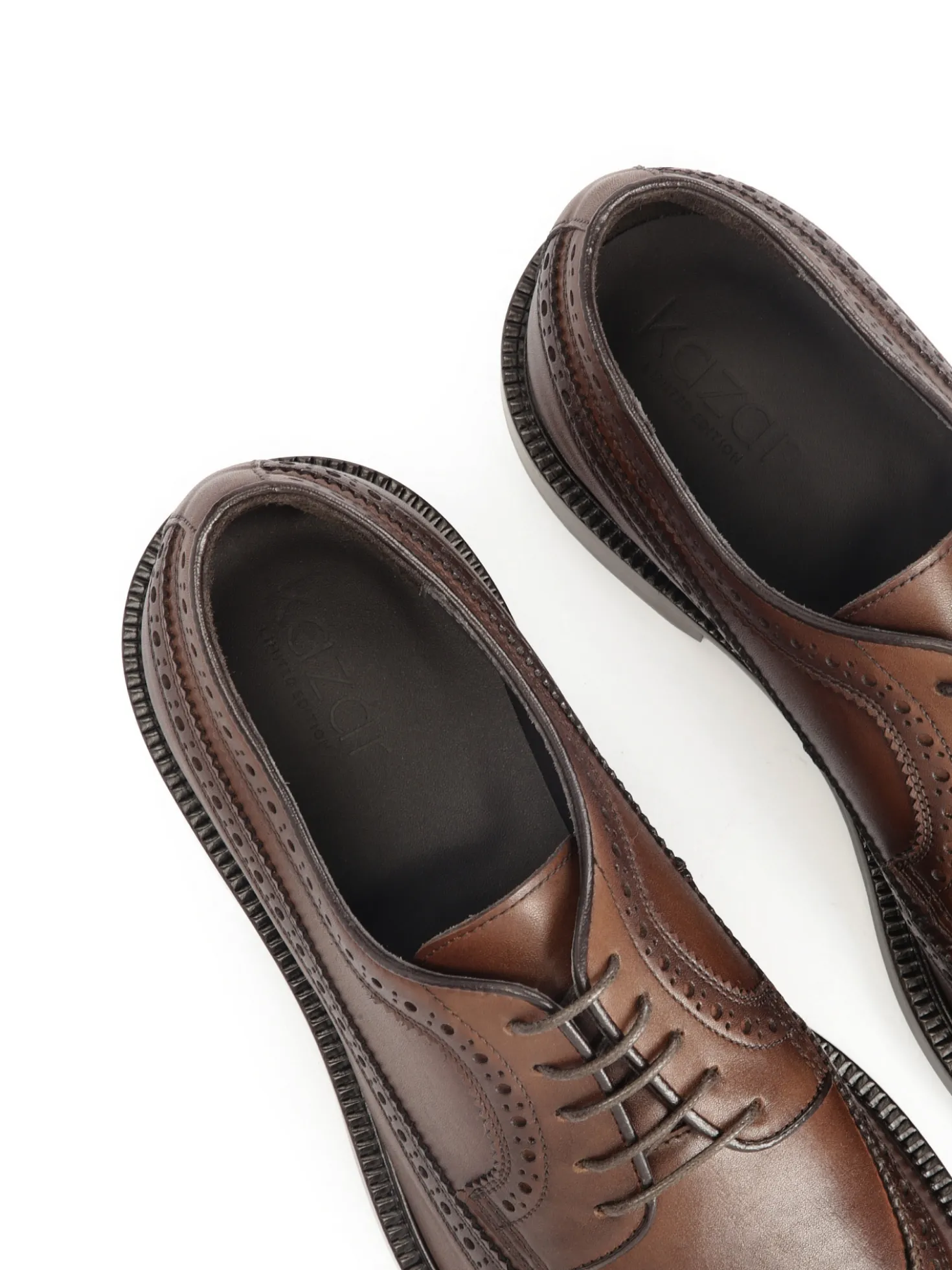 Eleganckie brązowe skórzane buty męskie typu brogue