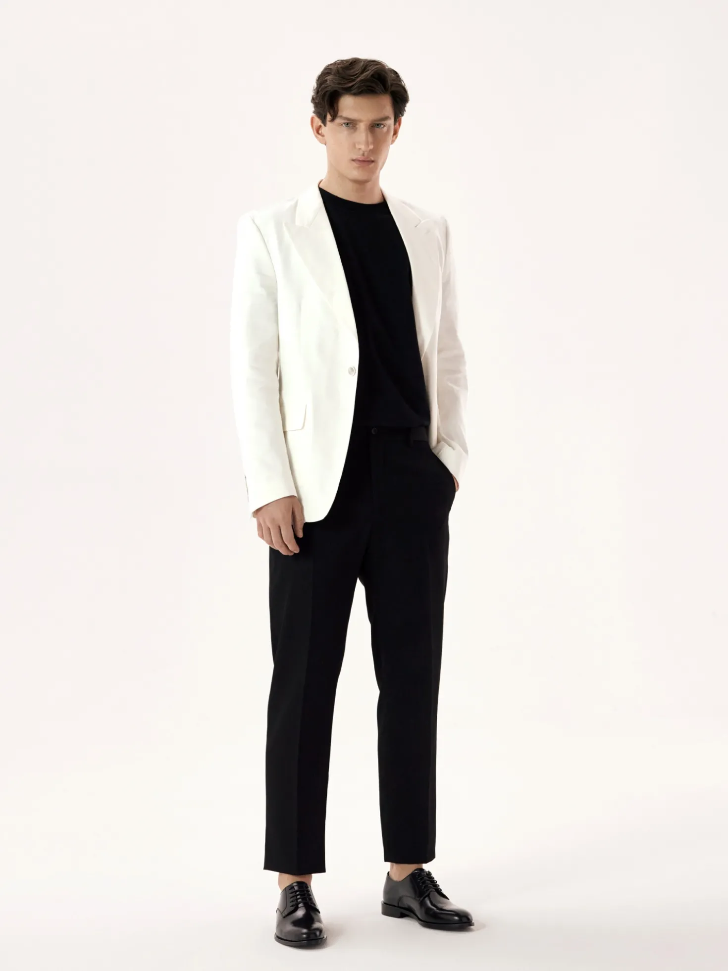 Eleganckie czarne półbuty męskie z kolekcji Limited Edition
