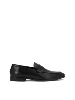 Eleganckie loafersy ze skóry w minimalistycznym stylu