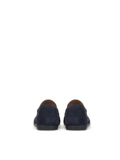 Granatowe loafersy z zamszu