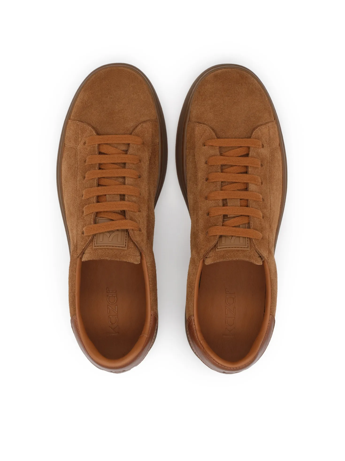 Jasnobrązowe zamszowe sneakersy
