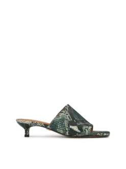 Klapki ze skóry tłoczonej w motyw węża na obcasie kitten heels