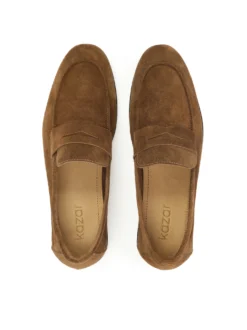 Klasyczne brązowe loafersy z zamszu
