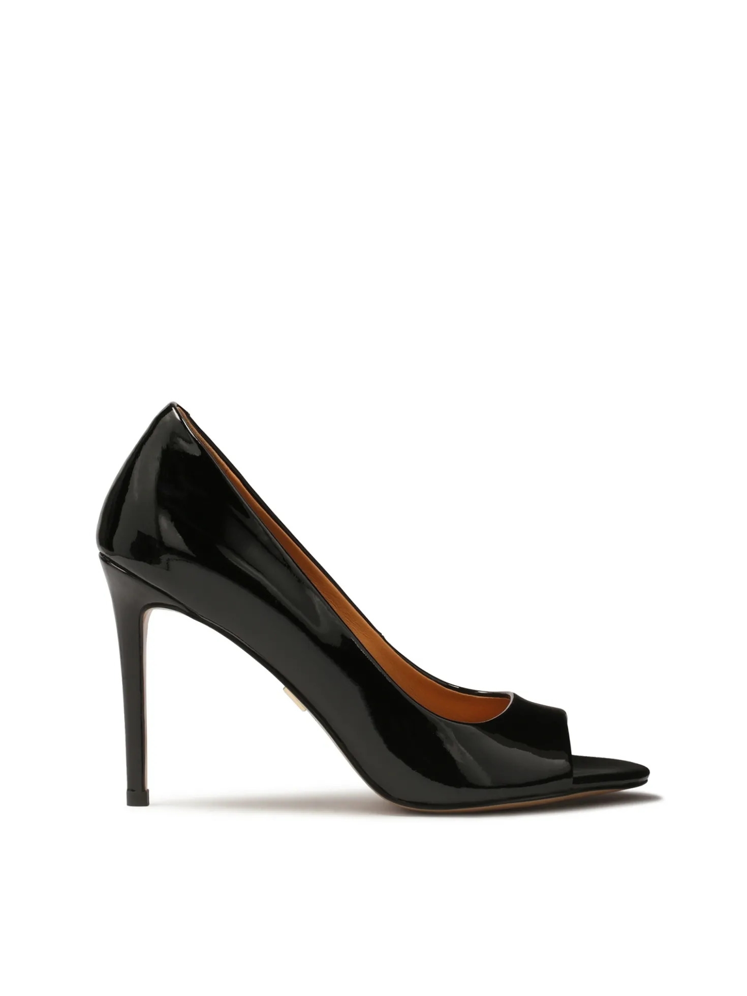 Klasyczne czarne czółenka peep toe