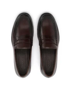 Klasyczne loafersy męskie w odcieniu brązu