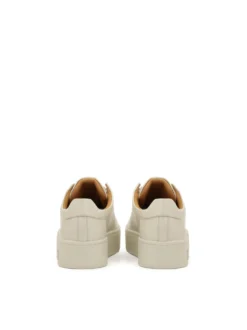 Komfortowe sneakersy na grubej podeszwie