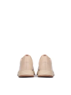 Lekkie sneakersy damskie z beżowej skóry