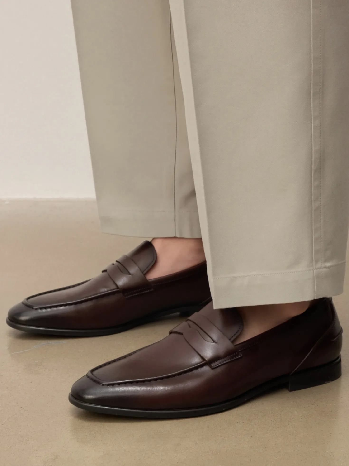 Loafersy z naturalnej skóry z cieniowaniem