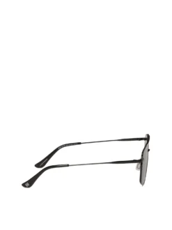 Minimalistyczne czarne okulary z polaryzacją