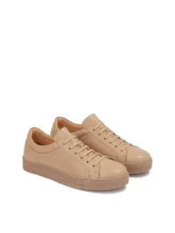 Minimalistyczne jasnobrązowe sneakersy