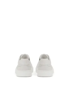 Minimalistyczne skórzane sneakersy męskie off-white