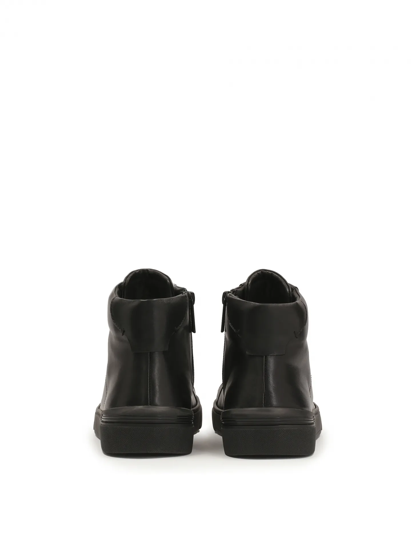 Minimalistyczne sneakersy męskie w czarnym kolorze