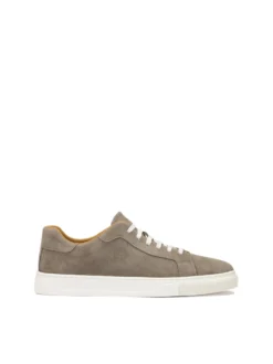 Minimalistyczne zamszowe sneakersy w taupe kolorze