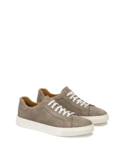 Minimalistyczne zamszowe sneakersy w taupe kolorze