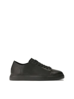 Niskie czarne sneakersy