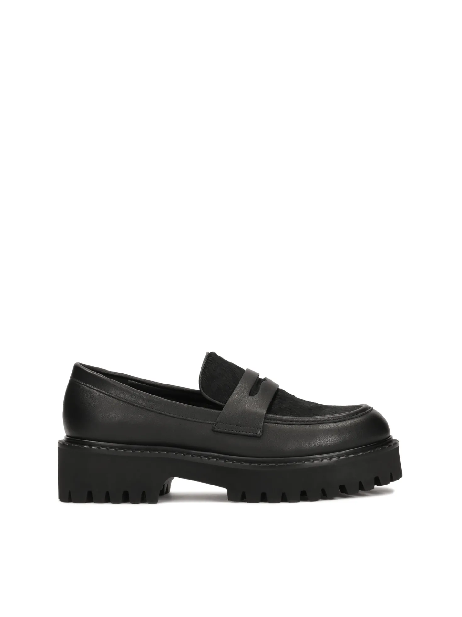Półbuty slip-on z naturalnym włosiem