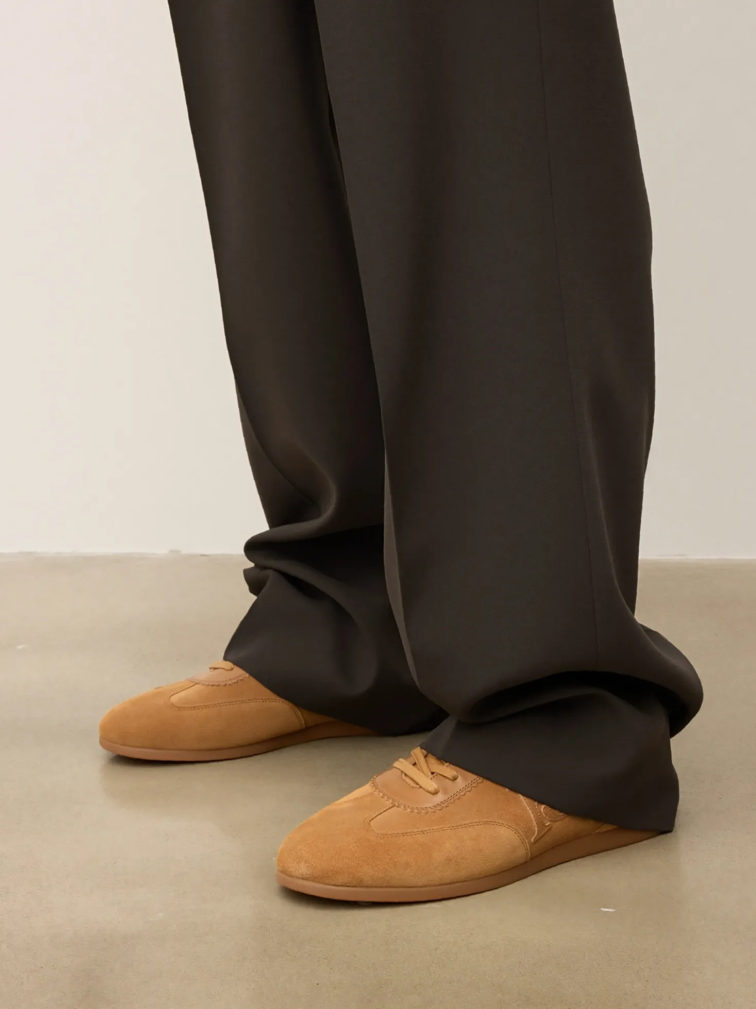 Półbuty z zamszu i skóry naturalnej w stylu smart casual