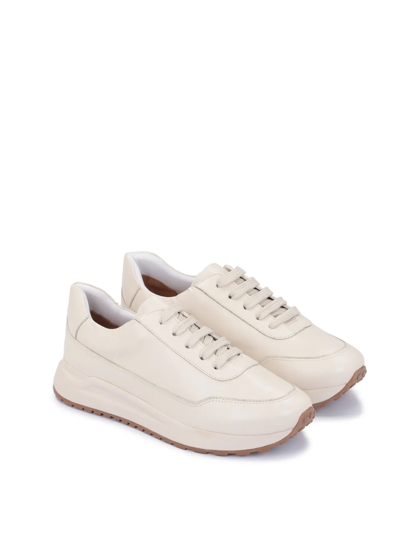 Skórzane sneakersy damskie off-white o komfortowej konstrukcji