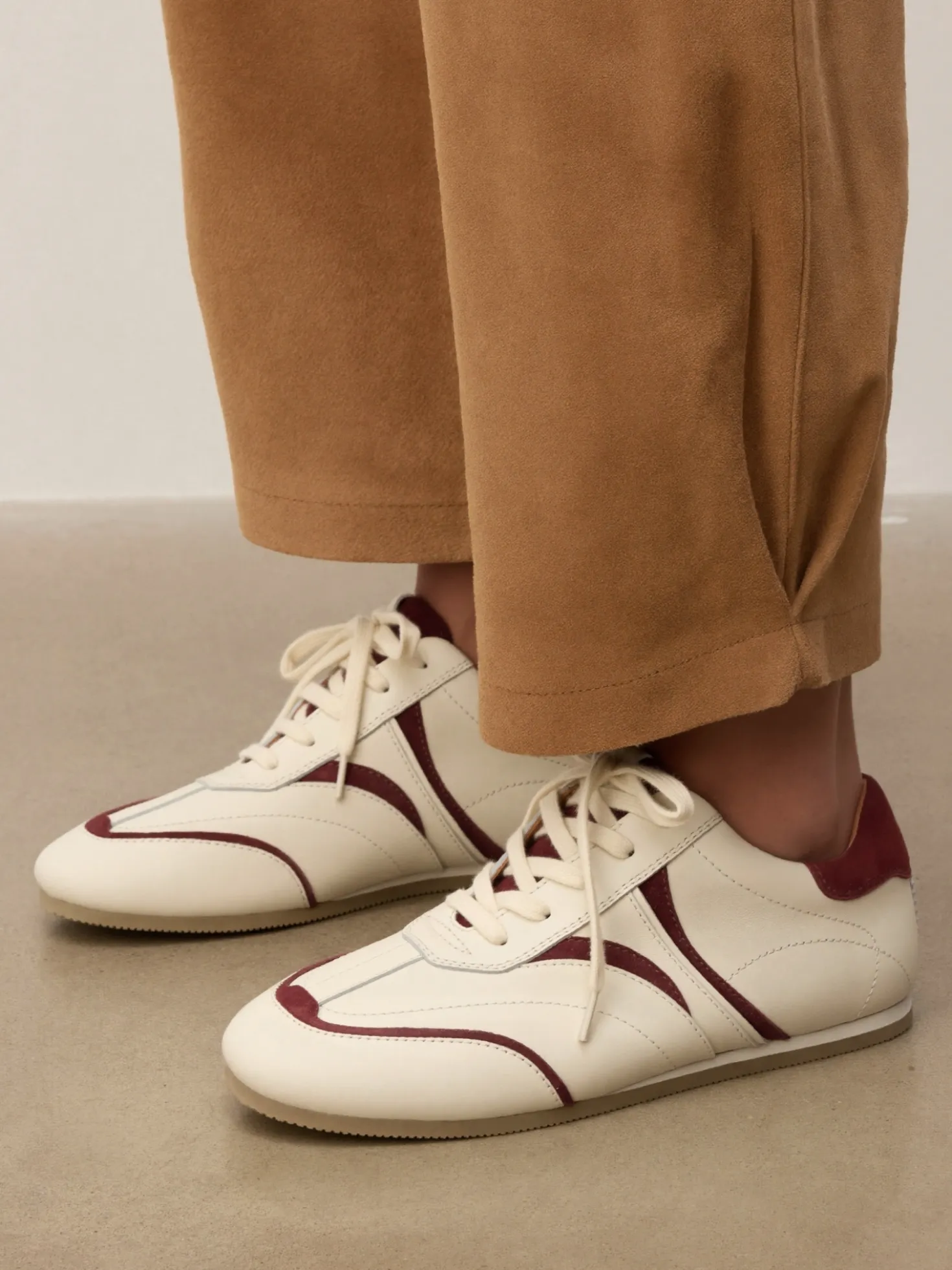 Skórzane sneakersy w stylu vintage