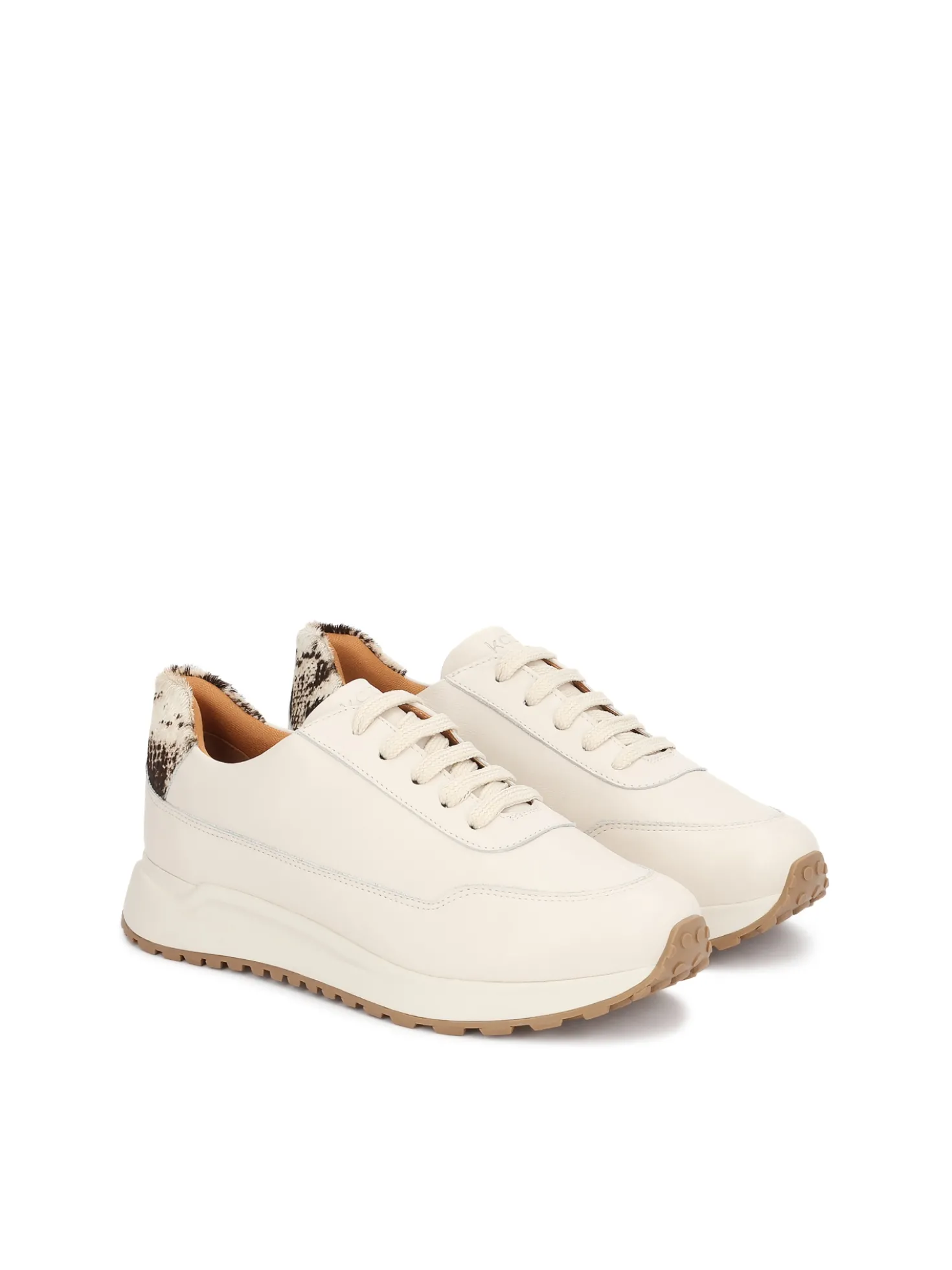 Skórzane sneakersy z ozdobnym zapiętkiem