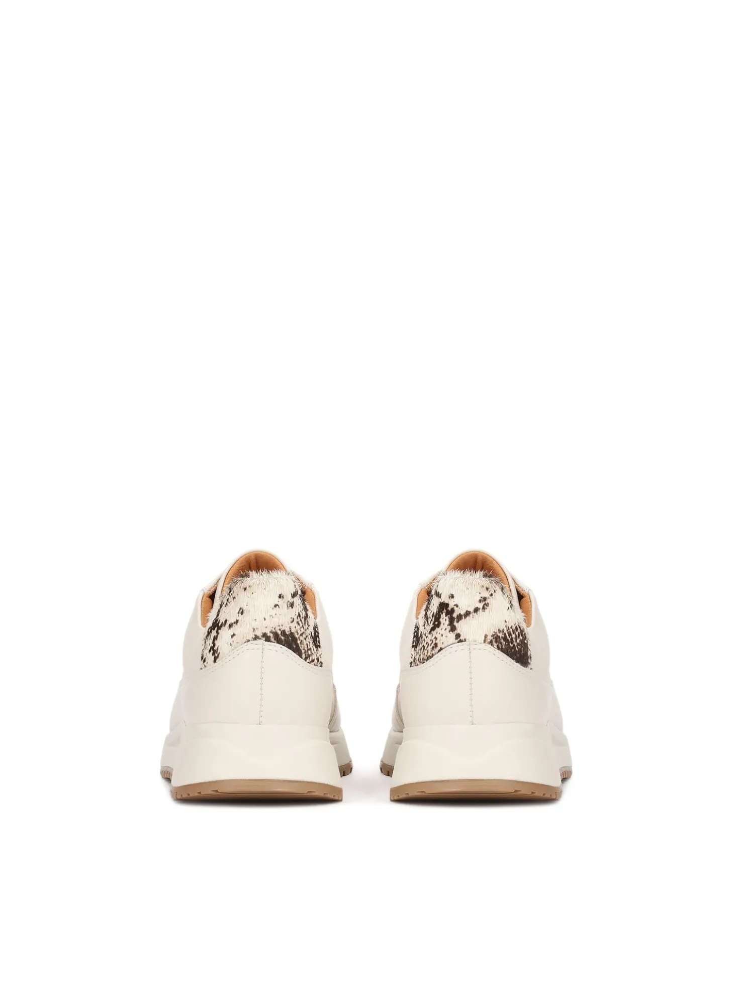 Skórzane sneakersy z ozdobnym zapiętkiem