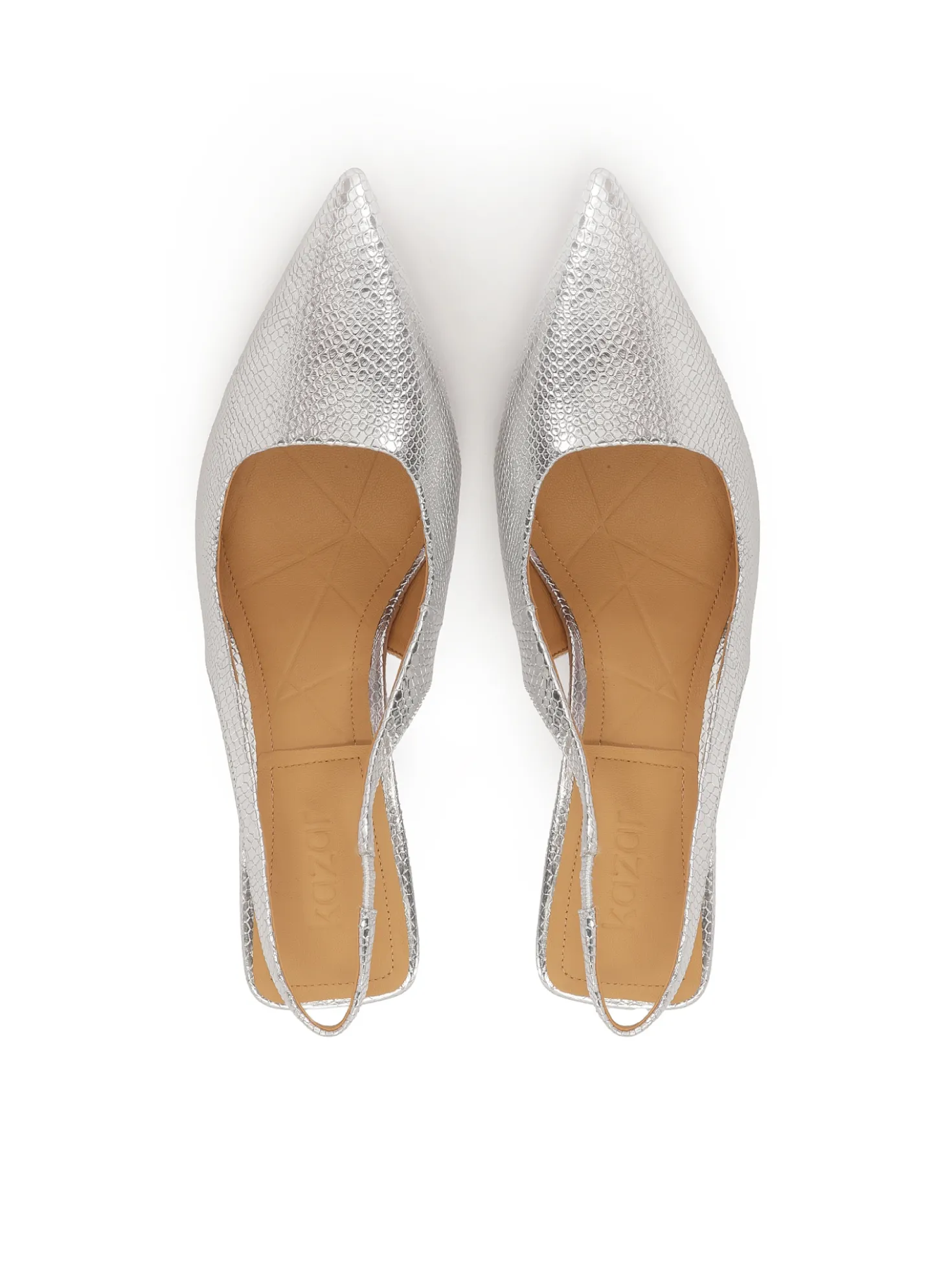 Srebrne czółenka slingback z tłoczonej skóry