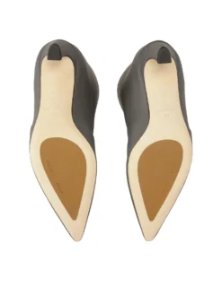 Szare botki na obcasie typu kitten heels