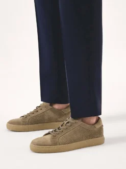 Taupe sneakersy z perforacją na cholewce