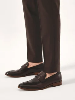 Wizytowe brązowe loafersy z cieniowaną cholewką